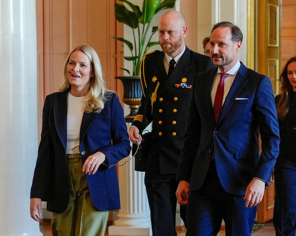 סיטואציה מוזרה (צילום: REUTERS) הנסיכה הנורבגית מטה מאריט