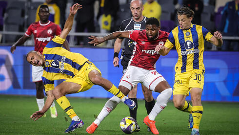 מכבי ת"א הפועל באר-שבע לוקאס ונטורה