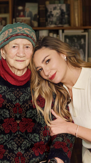 מיכל אנסקי וסבתה חנה גבריהו