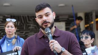 עומר ונקרט במסיבת עיתונאים של "מועצת אוקטובר"  השקת "יום השיכחון"