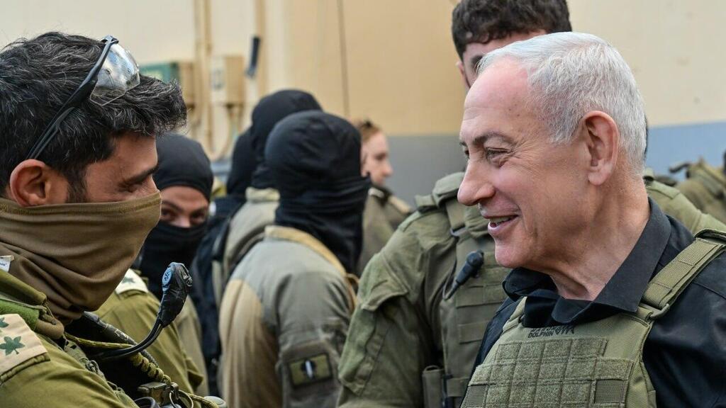 Netanyahu during a situation assessment in Lebanon Monday (Photo: Kobi Gideon/GPO) נתניהו בהערכת מצב בלבנון, היום