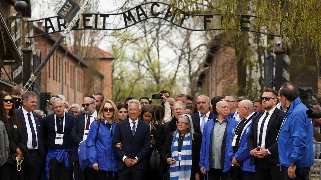 Участники Марша жизни (Фото: REUTERS/Kacper Pempel) מצעד החיים בפולין