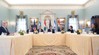 פגישת המשא ומתן בין שגרירת לבנון לשגריר ישראל בארה"ב