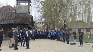 מצעד החיים ממחנה אושוויץ לבירקנאו יום השואה