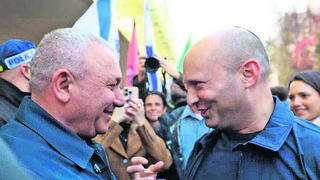 נפתלי בנט וגדי איזנקוט