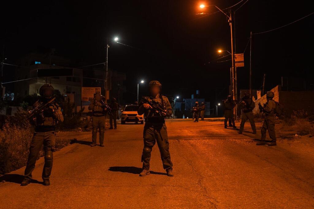 תיעוד מפעילות כוחות צה"ל ומג"ב והחרמת אמל"ח בגזרת יהודה ושומרון