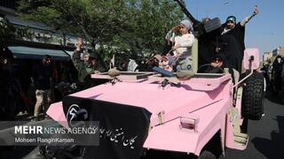 נשים איראניות בכינוס סולדריות למען מוג'תבא חמינאי