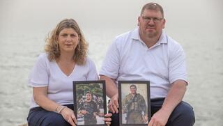 "אחי איבד בן. שלושה שבועות אחרי, הוא ניחם אותי"