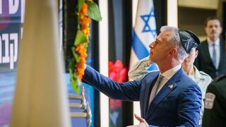 טקס הצדעה לנופלי מערכות ישראל בהר הרצל