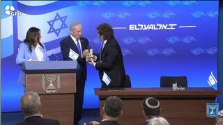 רגב מעניקה לחאבייר מיליי את אות הנשיא