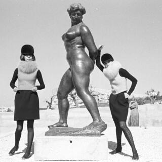 תצוגת האופנה של פייר קרדן במוזיאון ישראל בירושלים, 1966