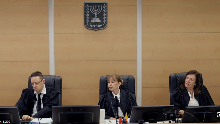 מתוך הסדרה "השופטים"