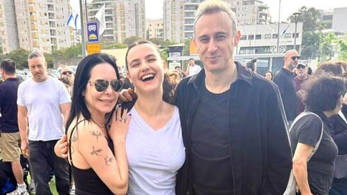 מיכל אסף אמדורסקי גיוס הבת נינה דבש 