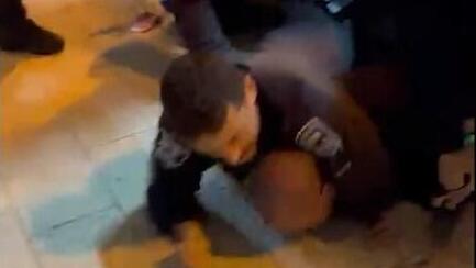 אלימות שוטרים בטדי אוהדי מכבי חיפה