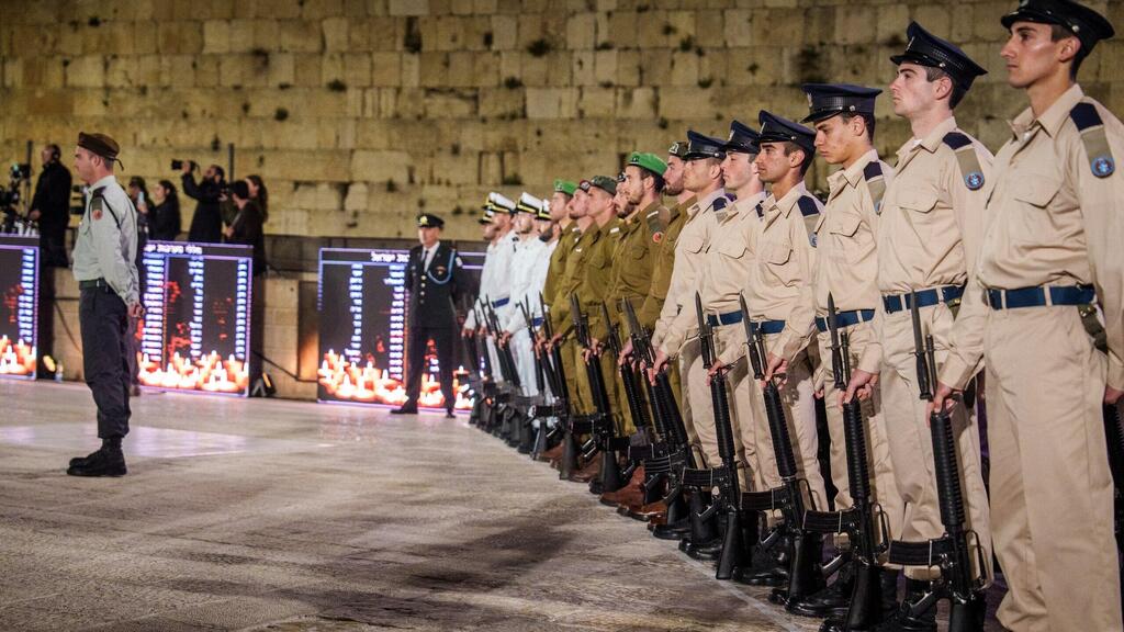 טקס הדלקת נר זיכרון ברחבת הכותל המערבי