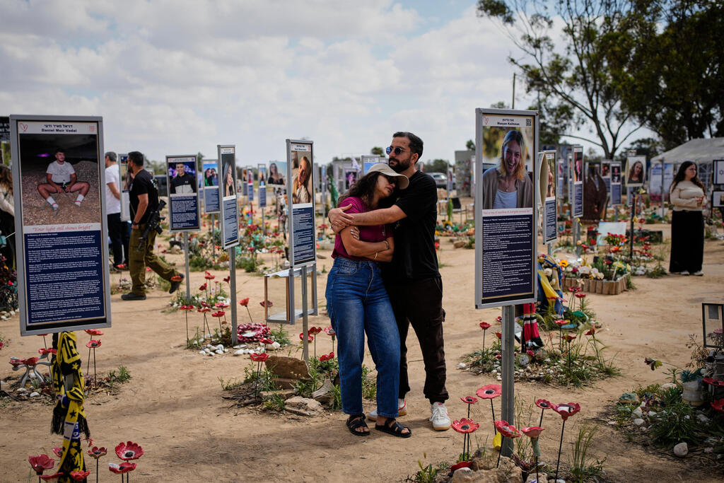 ‘Had we arrived 15 minutes earlier, they would be alive today.’ Memorial to the Nova massacre victims (Photo: AP Photo/Ohad Zwigenberg) אנדרטת נרצחי פסטיבל נובה