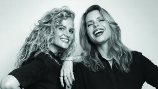 מורן (מימין)  ונטלי. "העולם משתנה והכוח לעבור מהצד שחושש לצד שמרוויח - נמצא בידיים שלנו"