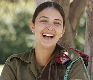 אורן מצוינים, הדגלנית מטקס המשואות