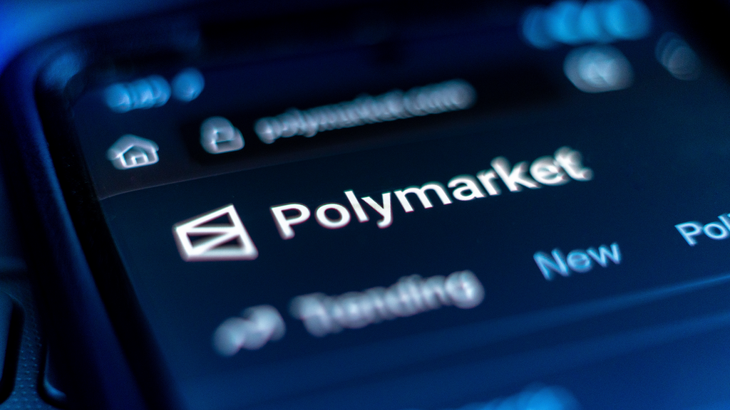 Polymarket (Ф: PJ McDonnell / Shutterstockто) פולימרקט