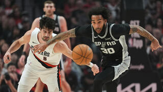 19 נקודות לאבדיה, פורטלנד בפיגור 2:1 מול סן אנטוניו