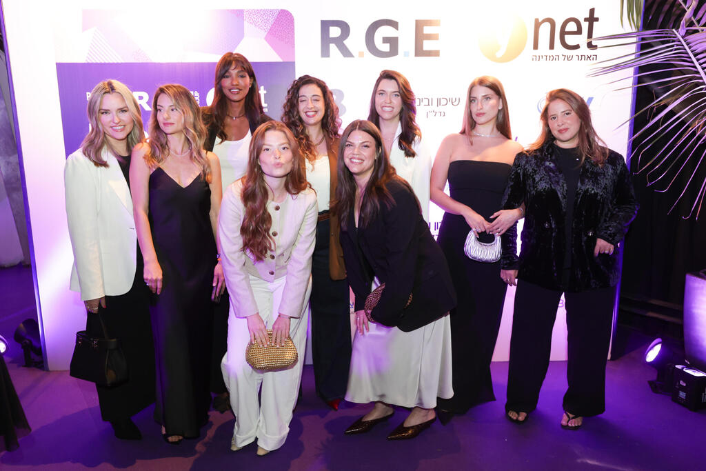 שירלי לוי, דנה זרמון, קרן שחם, גאיה גפן, אשלי וקסמן בקשי, טיטי איינאו,  מעיין אורון, דניאל עמית, שי-לי עטרי ורז שפירא