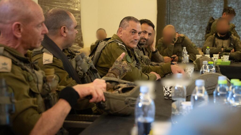 הרמטכ״ל, רב-אלוף אייל זמיר באוגדה 36 במרחב העיירה א-טייבה שבדרום לבנון