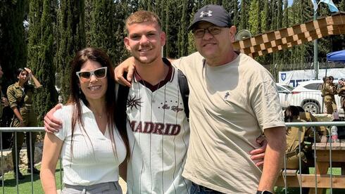 נדב חנציס התגייס לצה"ל