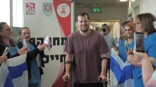 בעז משתחרר מבית החולים