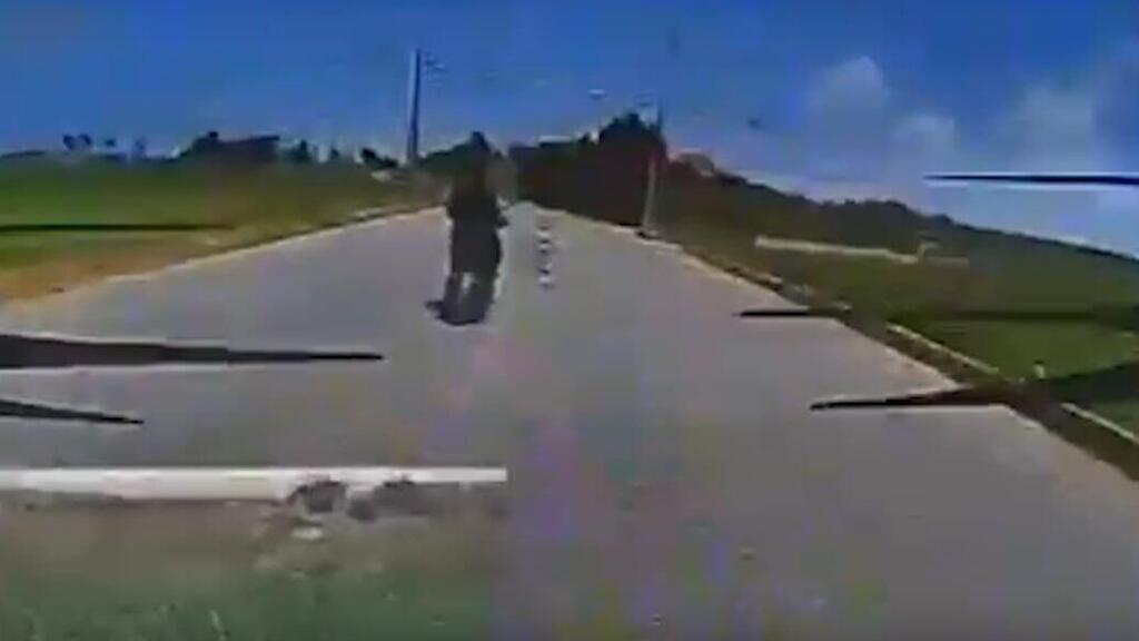 תיעוד: חיסול מחבל חיזבאללה בעת שניסה להימלט על אופנוע באמצעות רחפן חמוש