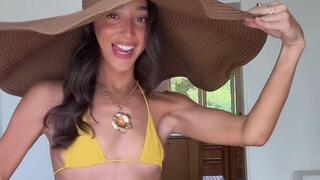 יובל כספית העלתה סרטון בבגד ים - וחטפה: "מזעזע"