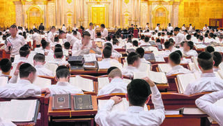 בעולם החרדי, ביטול הסעיף הזה שקול לפצצת אטום