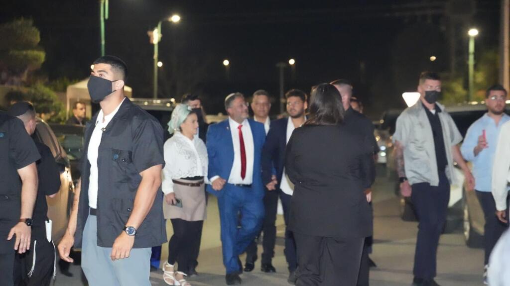 שליש מבכירי המשטרה הגיעו למסיבת בן גביר: אלו שנכחו - ומה אומרת הפקודה?
