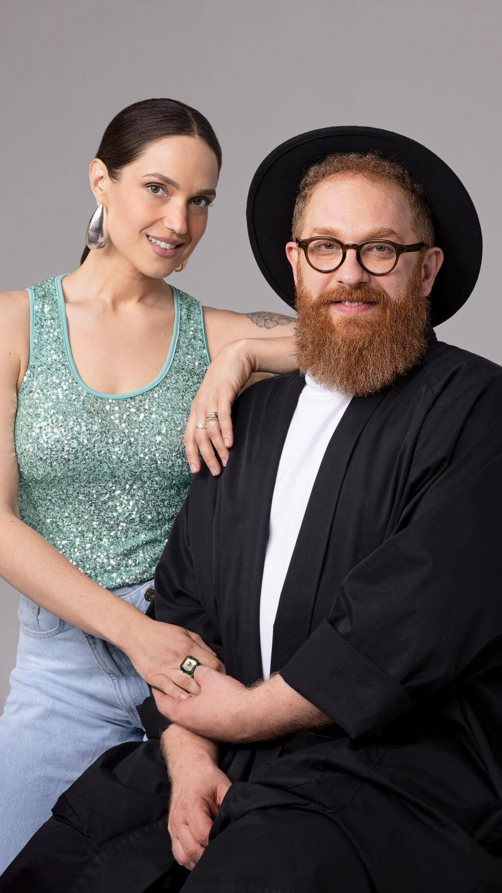 מארינה מקסימיליאן עם אחיה ואדים בלומין