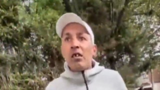 שאפיק רחמן, תקף את מוישה