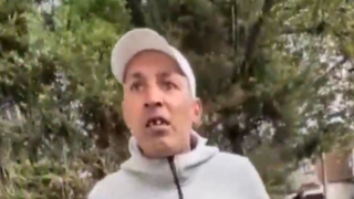 שאפיק רחמן, תקף את מוישה