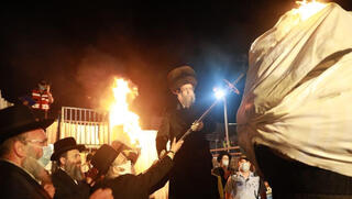 הגבלות? אלפים בהילולה במירון: "כל העם יכול להגיע"