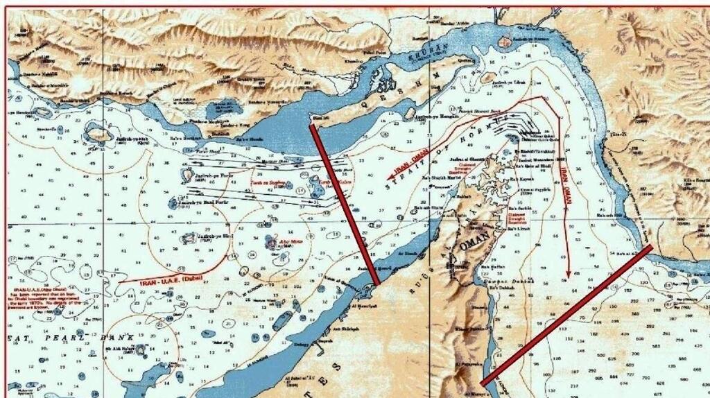 איראן פרסמה מפת "אזורי שליטה" בהורמוז, וטוענת: "טילים פגעו במשחתת אמריקנית"