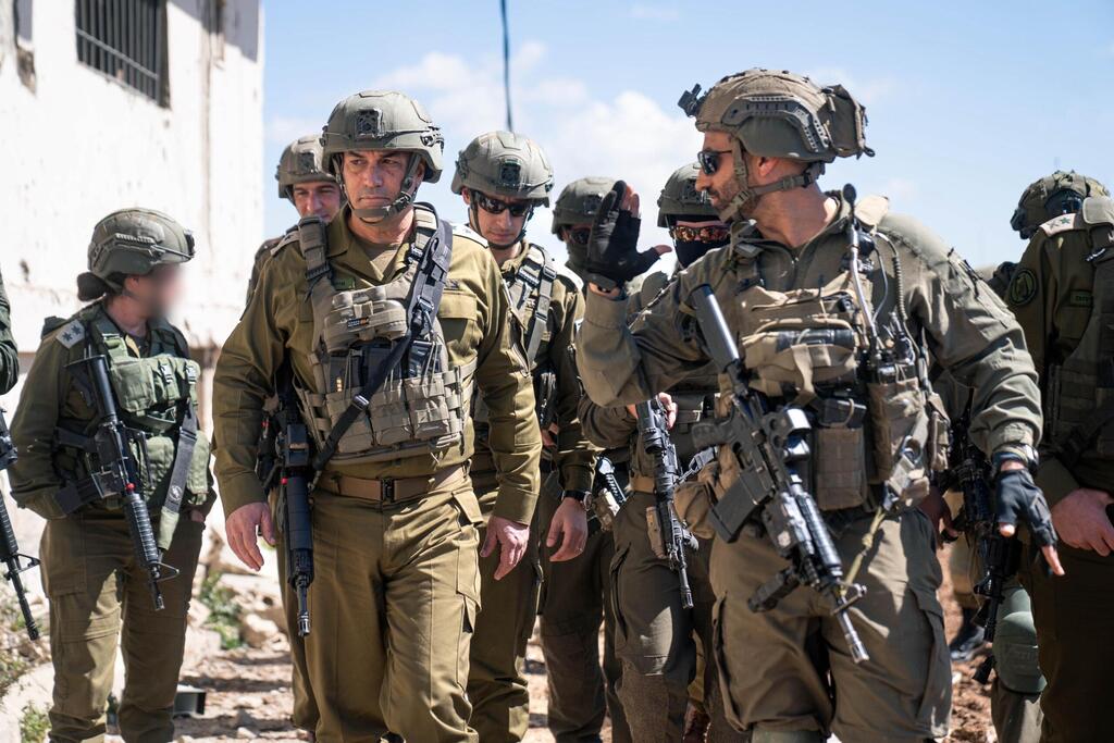 הרטמכ"ל זמיר בביקור בדרום לבנון