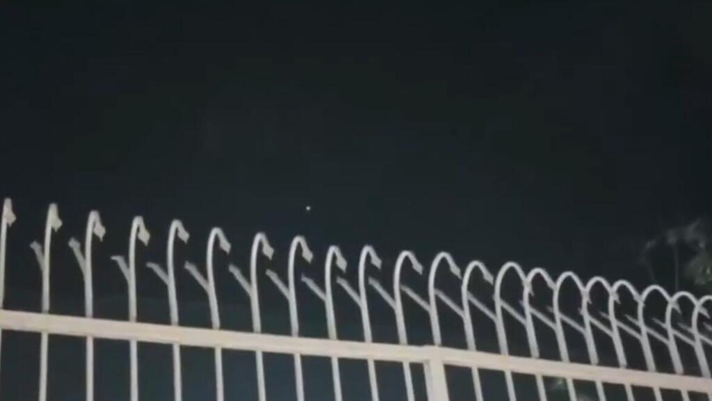 פיצוצים מסתוריים בהורמוז, איראן רומזת שהאמירויות אחראית: "אם כן, היא תשלם"