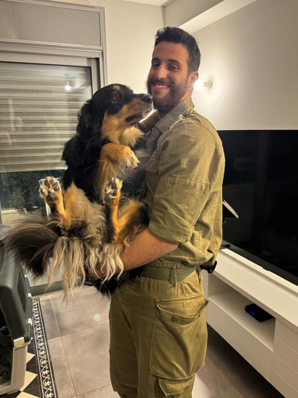 סרן אלון שצ'ופק, קצין ביחידת אגוז, נפטר מסרטן