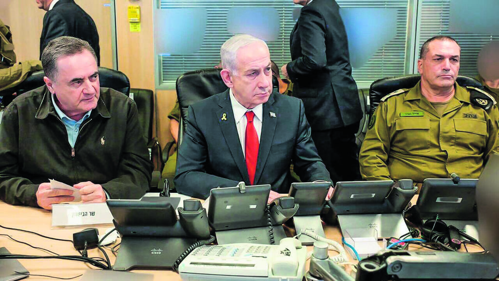 הרמטכ"ל זמיר לנתניהו וכ"ץ בדיון סגור באוגדת עזה: "חמאס הובס"