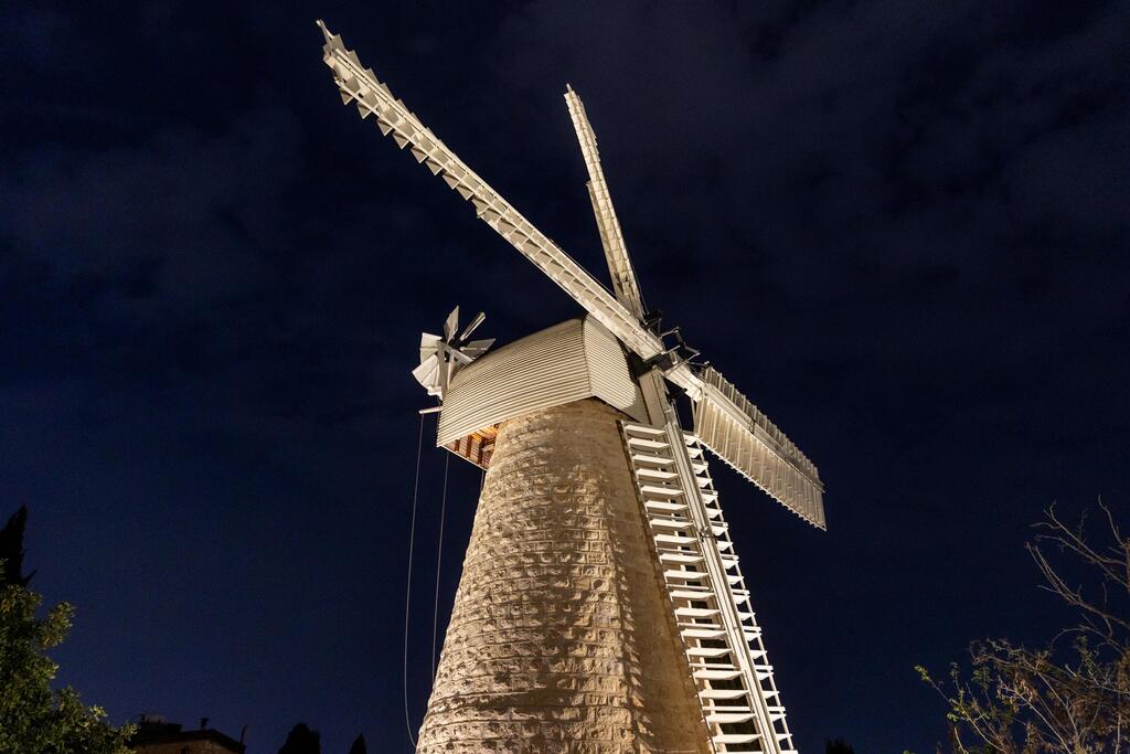 The Yemin Moshe windmill (Photo: Dor Pazuelo) תחנת רוח ימין משה
