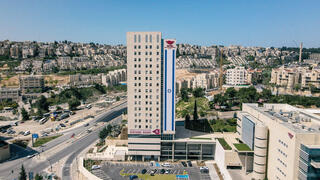 מאמינים ביכולת של ידע, טכנולוגיה והשכלה לייצר מוביליות, שותפות וצמיחה. מכללת עזריאלי להנדסה ירושלים