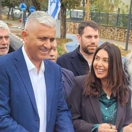 שרת התחבורה מירי רגב ושמעון סוויסה חונכים את הכניסה החדשה לחצור הגלילית במרץ 2023