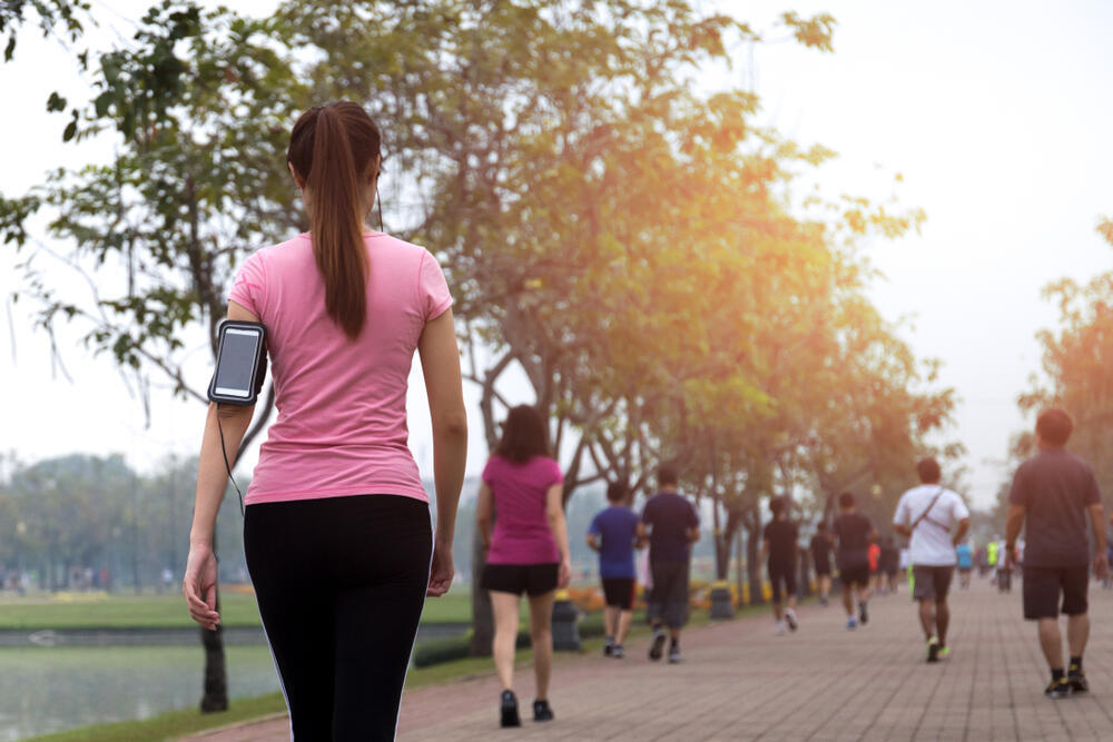 150 minutes a week. Walking (Photo: Shutterstock) הליכה