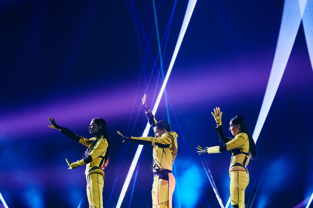 The irritating song is only a preview of the disconnected Power Rangers costumes: Georgia’s Eurovision delegation (Photo: Alma Bengtsson/EBU) נציג גאורגיה בזיקבי בחזרות לאירוויזיון, 2026
