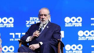 מייק האקבי
