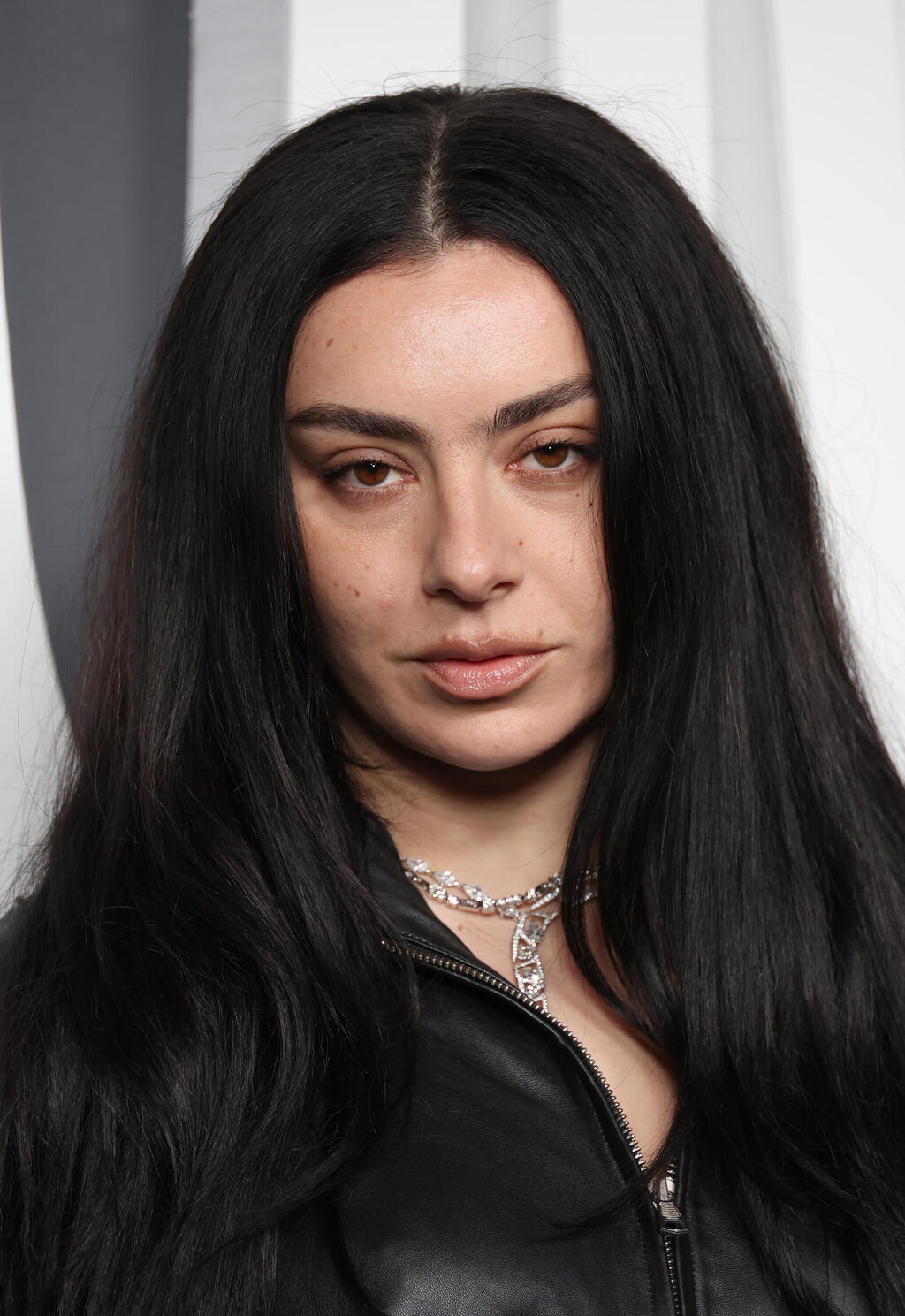 Charlie XCX (Photo: Gettyimages IL/Tristan Fewings) צ'ארלי XCX