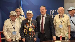 Евгений Сова