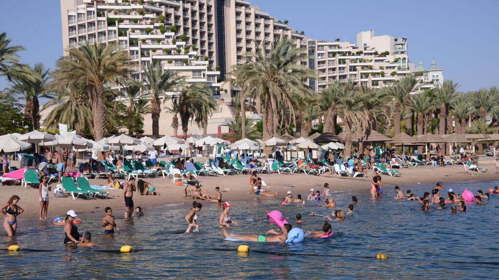 ביטול הפטור ממע"מ באילת והעלאת גיל הפרישה ל-70: התוכנית החדשה של האוצר